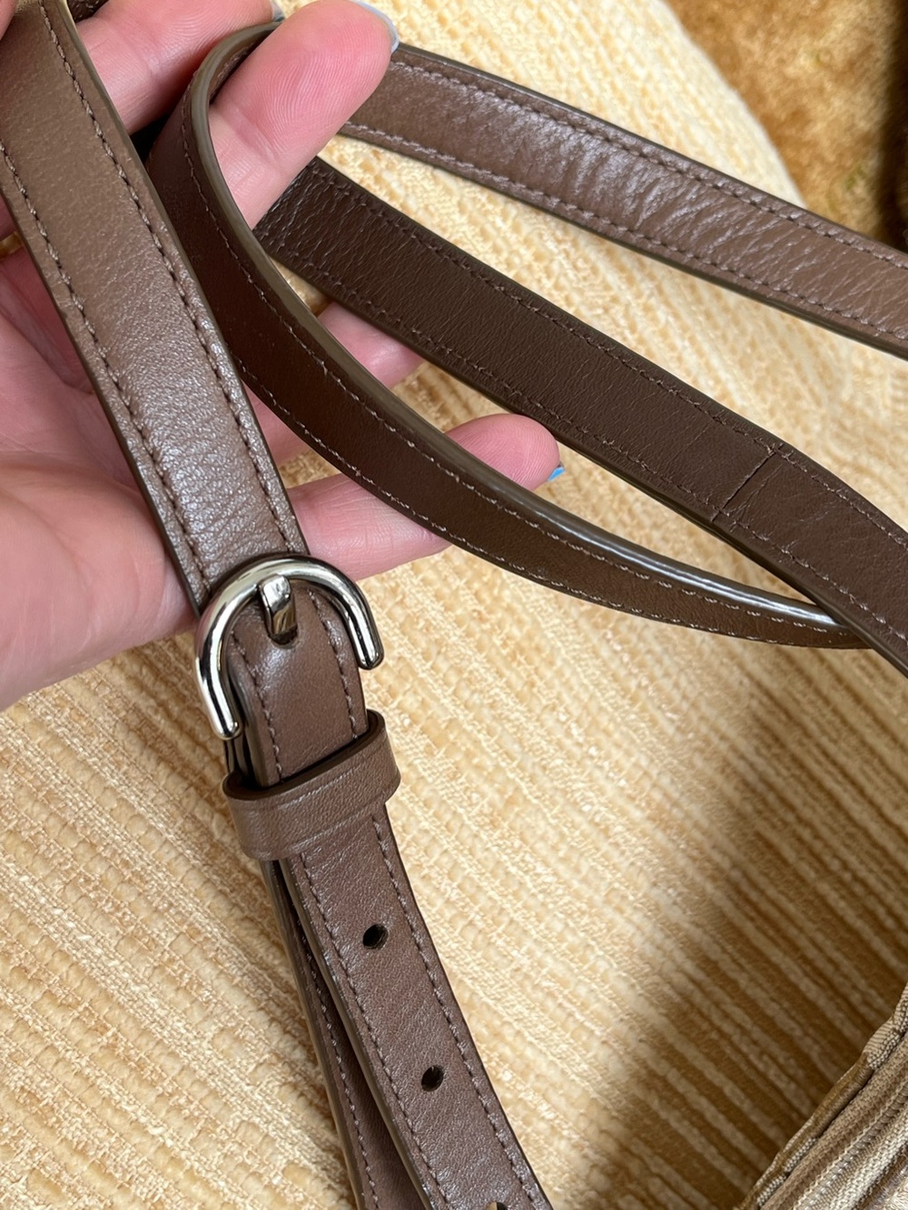 Coach 🤎🤍 Beige Tan Signature Op Art Crossbody Vintage EUC - Picture 4 of 11